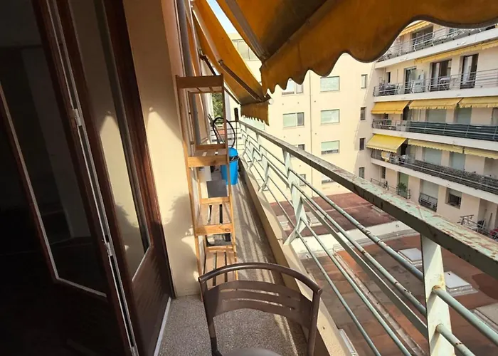 St Paul * Κάννες